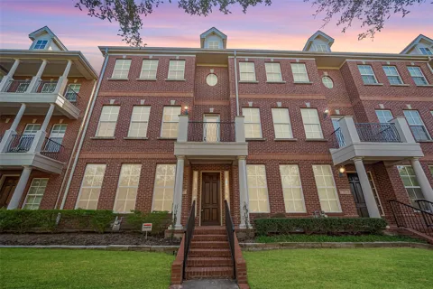 38 Islewood Boulevard