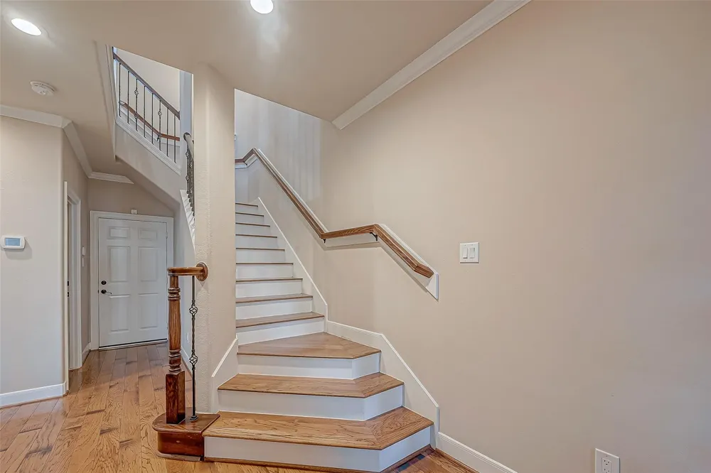 38 Islewood Boulevard The Woodlands, TX 77380