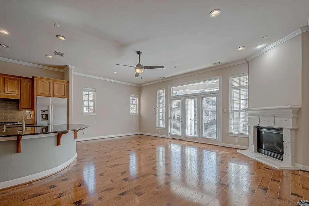 38 Islewood Boulevard The Woodlands, TX 77380