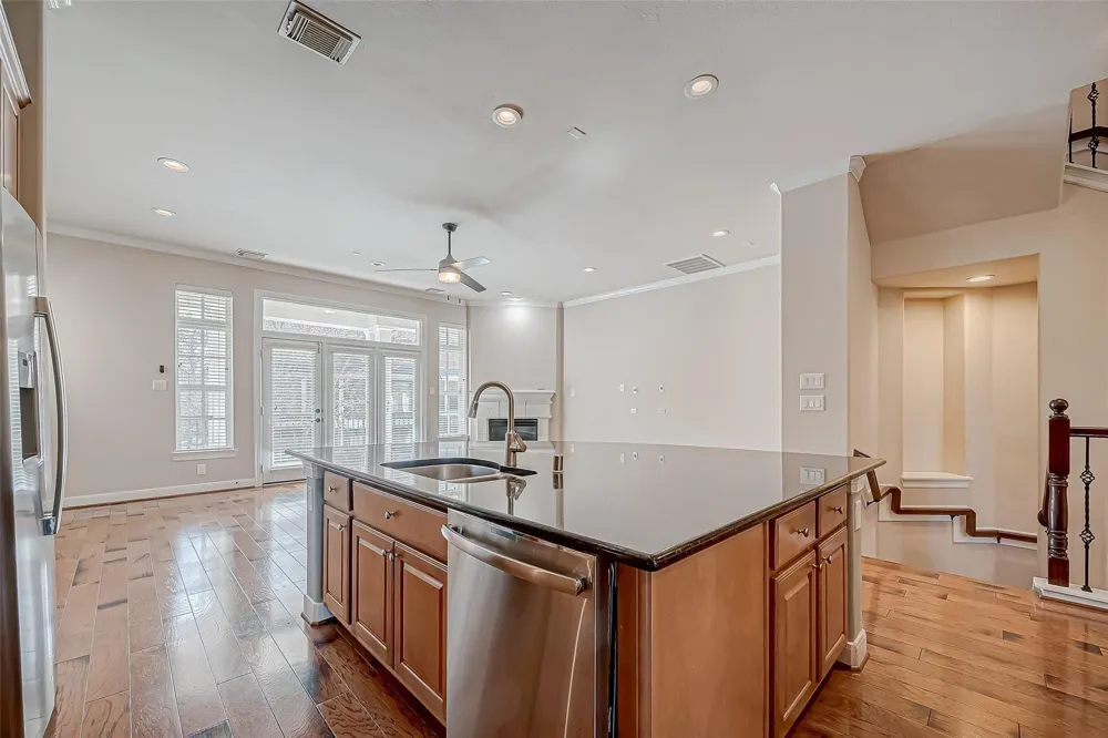 38 Islewood Boulevard The Woodlands, TX 77380