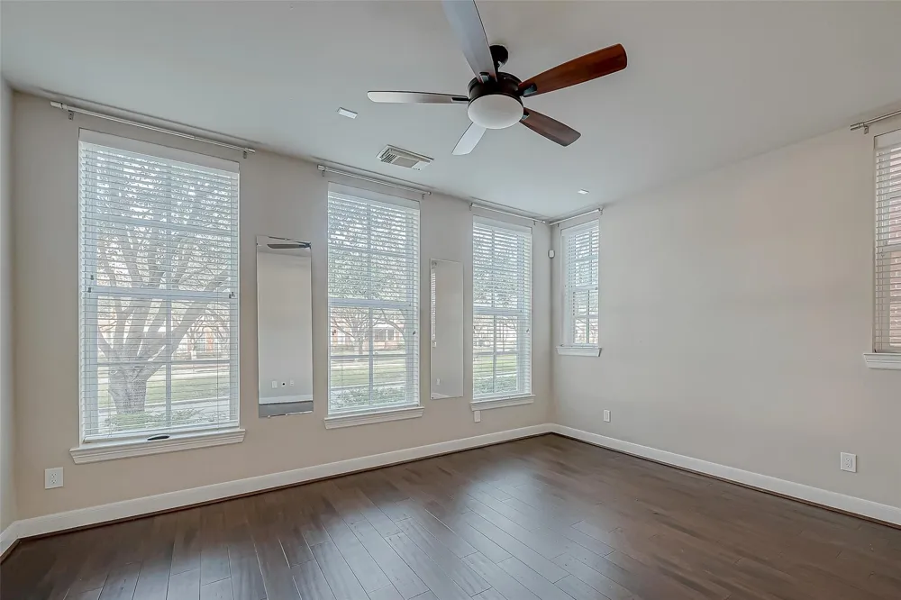 38 Islewood Boulevard The Woodlands, TX 77380