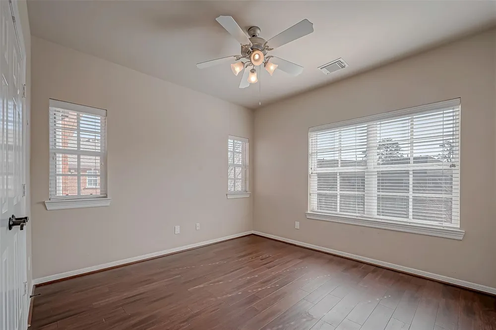 38 Islewood Boulevard The Woodlands, TX 77380