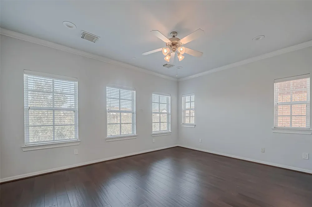 38 Islewood Boulevard The Woodlands, TX 77380