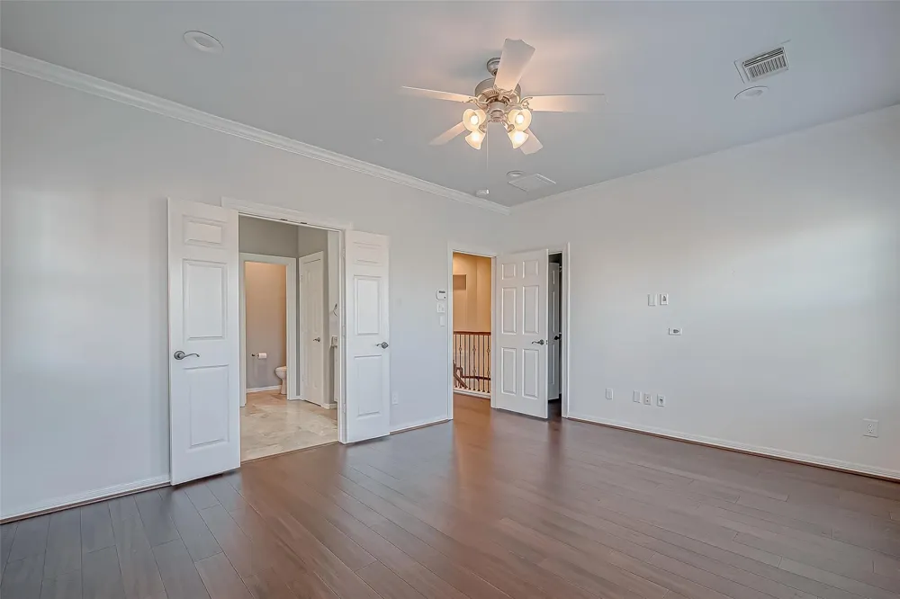 38 Islewood Boulevard The Woodlands, TX 77380