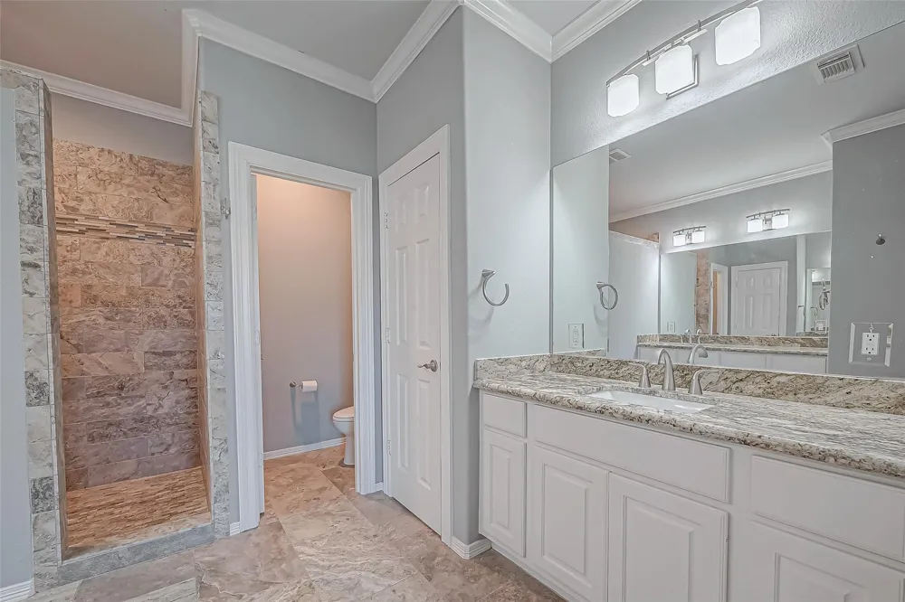38 Islewood Boulevard The Woodlands, TX 77380