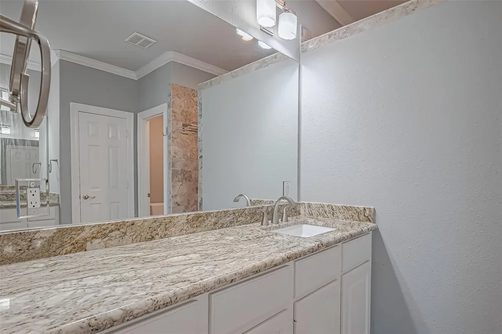 38 Islewood Boulevard The Woodlands, TX 77380