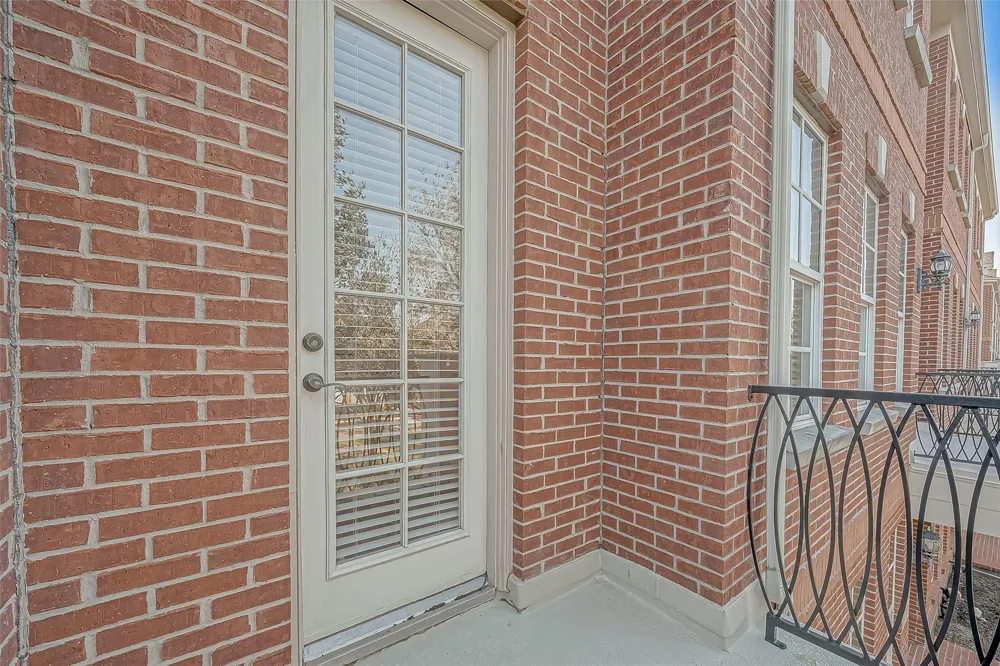 38 Islewood Boulevard The Woodlands, TX 77380