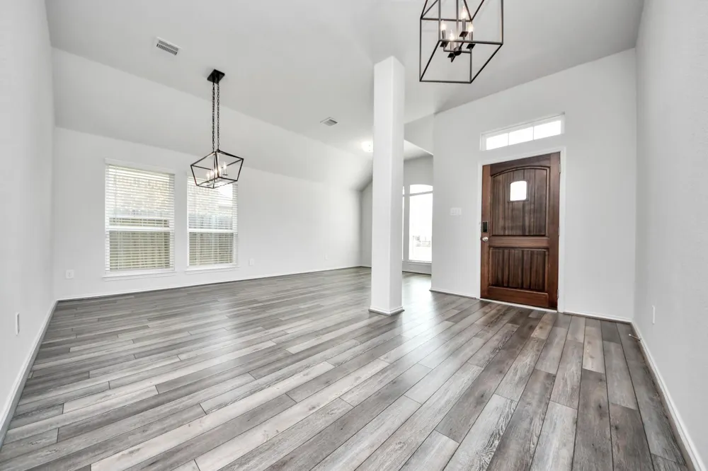 5186 Dry Hollow Drive Alvin, TX 77511