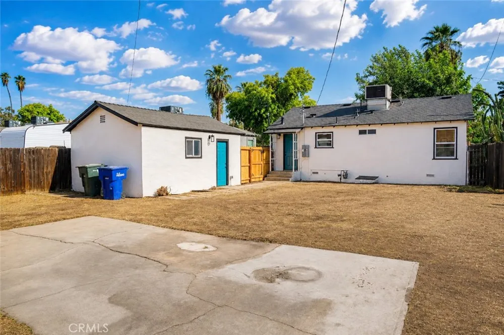 3243 E Platt Fresno, CA 93702