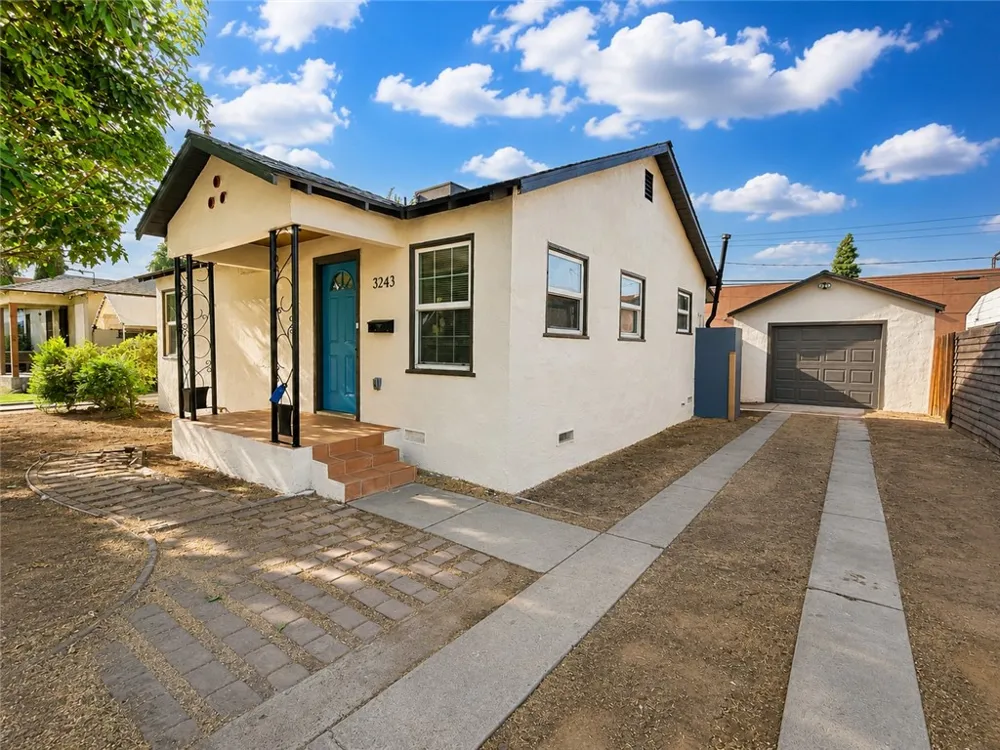 3243 E Platt Fresno, CA 93702
