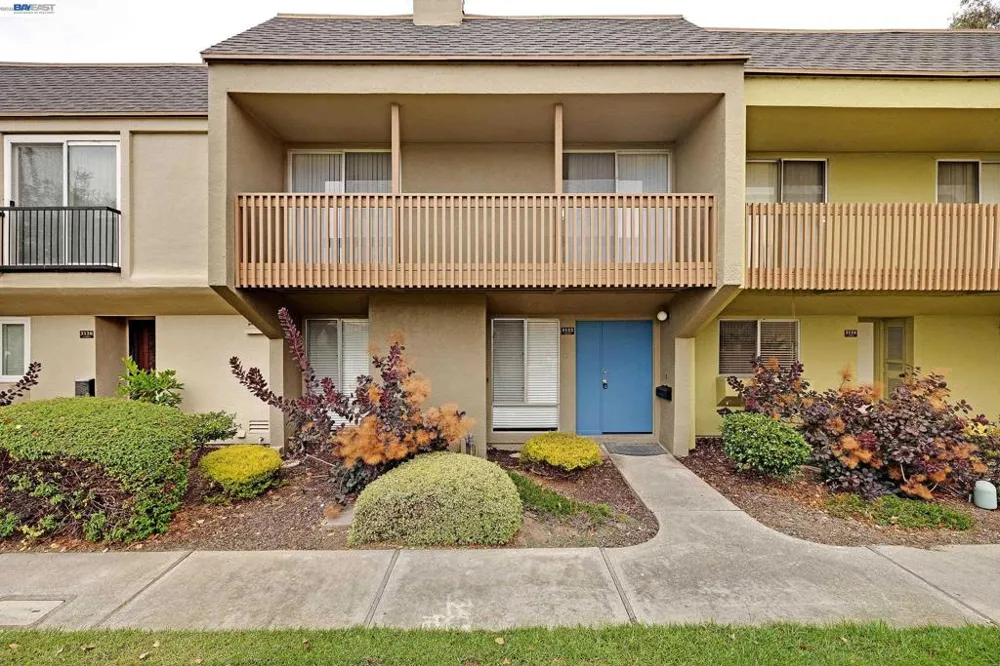 3122 La Cresta Alameda, CA 94502