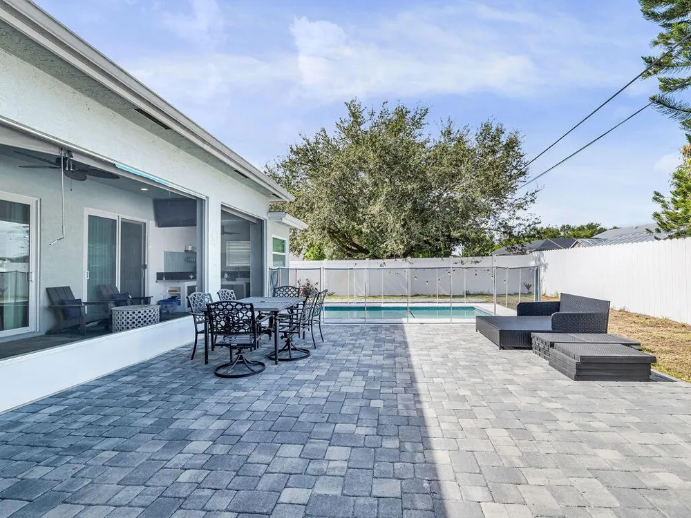 2910 SW Sterling Street Port St. Lucie, FL 34953