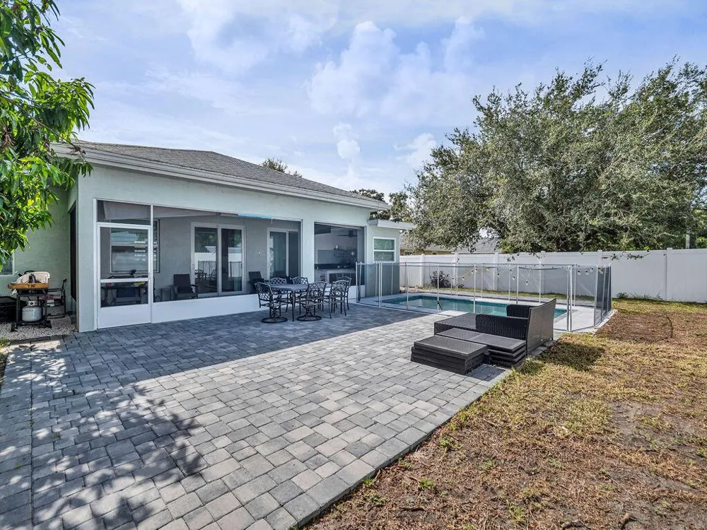 2910 SW Sterling Street Port St. Lucie, FL 34953