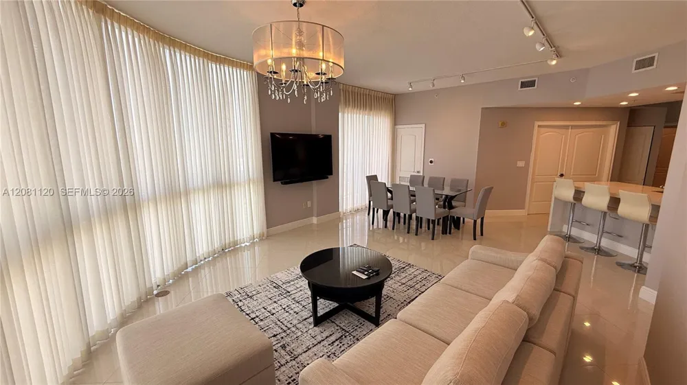 1830 Radius Dr #1114 Hollywood, FL 33020