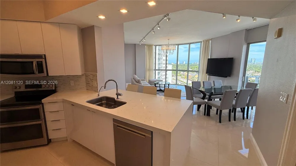 1830 Radius Dr #1114 Hollywood, FL 33020