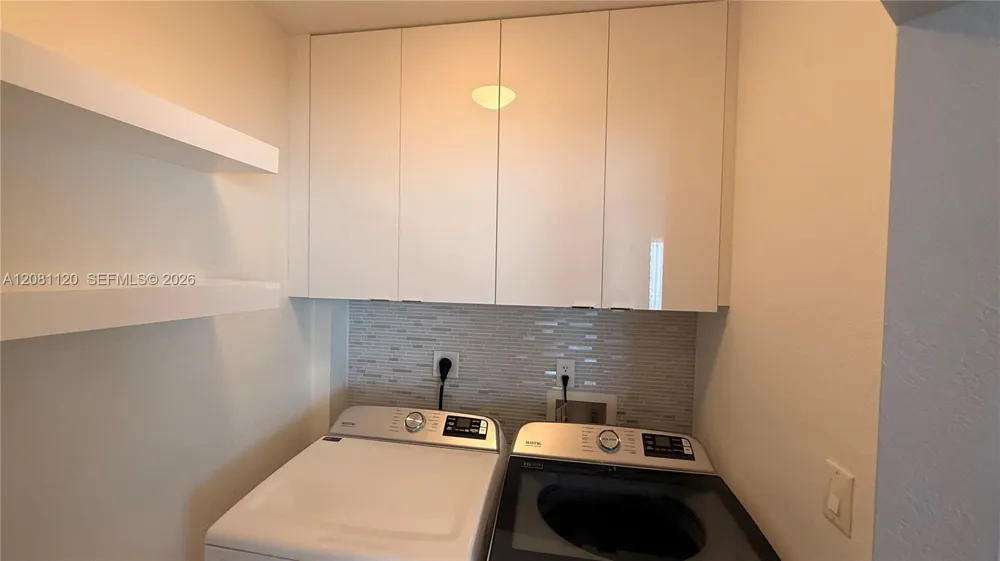 1830 Radius Dr #1114 Hollywood, FL 33020