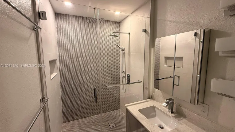 1830 Radius Dr #1114 Hollywood, FL 33020
