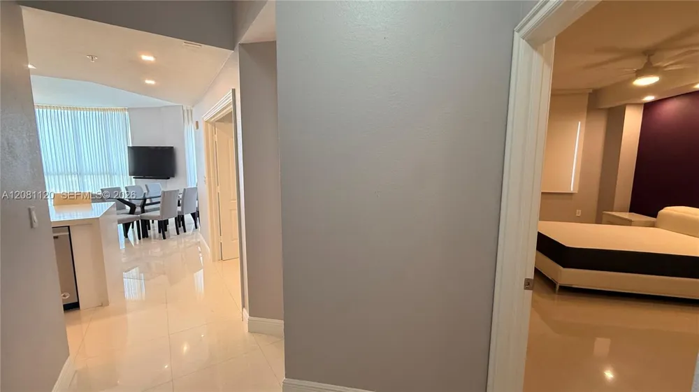1830 Radius Dr #1114 Hollywood, FL 33020