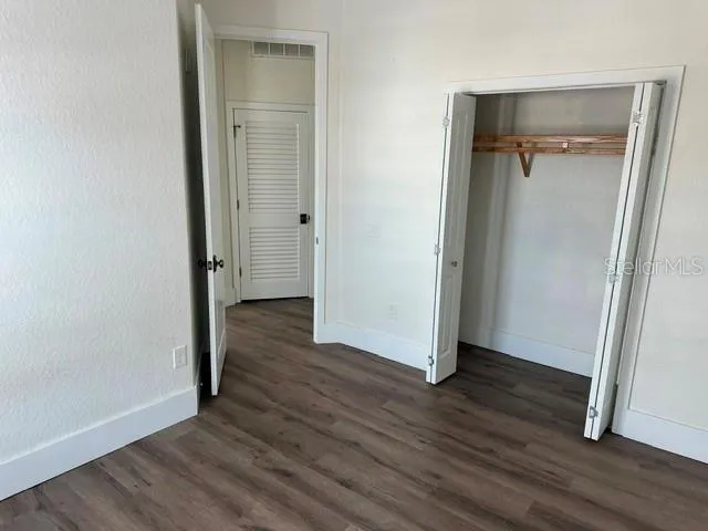 101 W COURT STREET #c Tarpon Springs, FL 34689