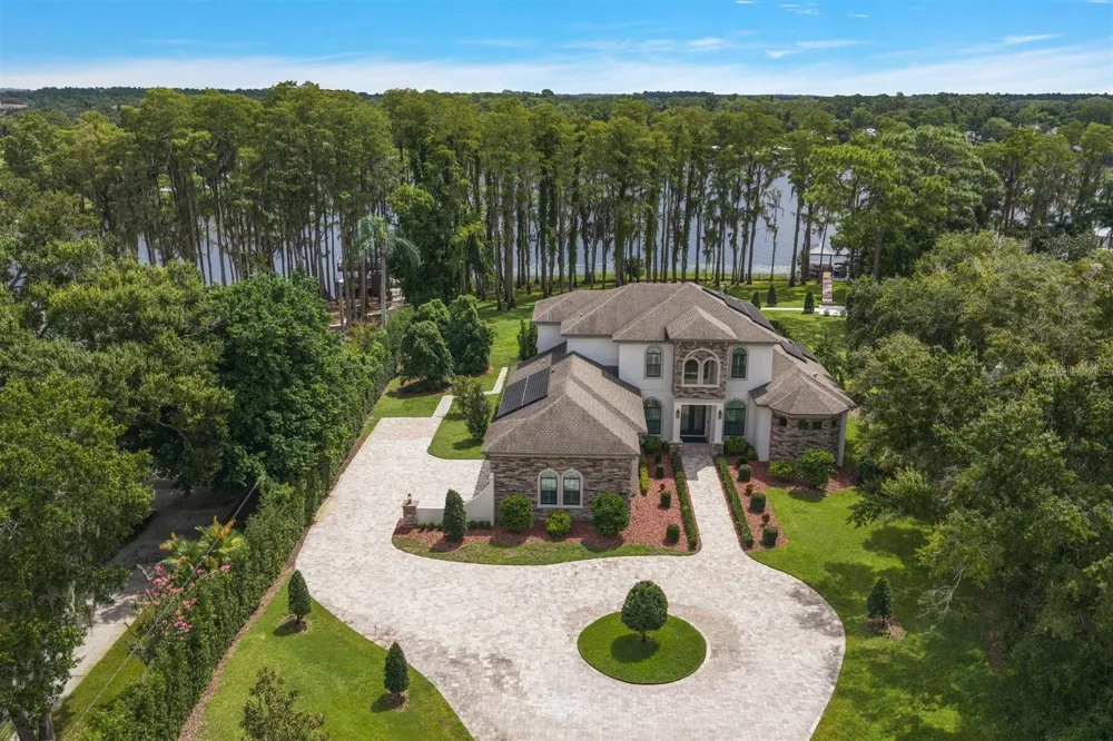 9412 EDDINGS ROAD Odessa, FL 33556