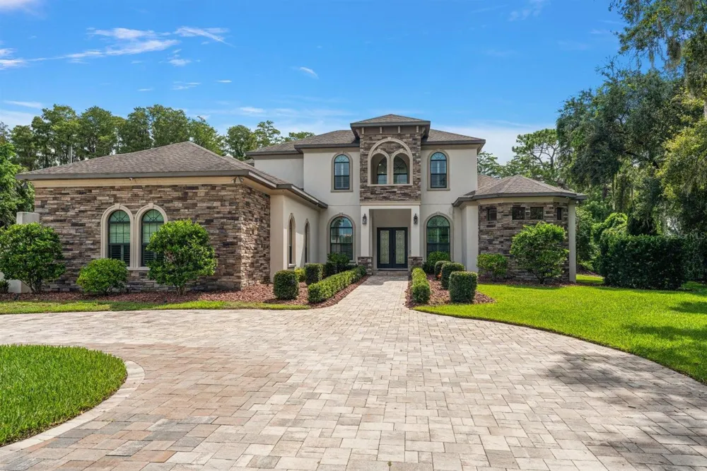 9412 EDDINGS ROAD Odessa, FL 33556