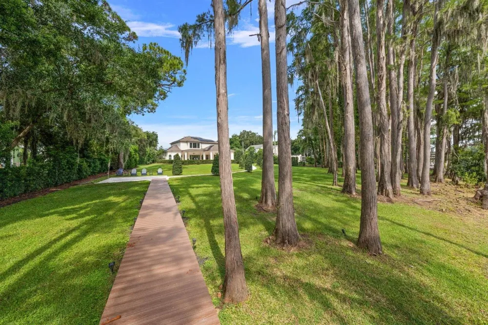 9412 EDDINGS ROAD Odessa, FL 33556