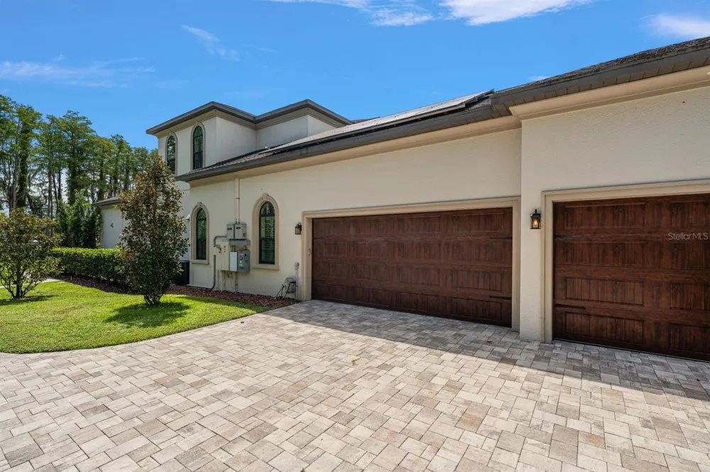 9412 EDDINGS ROAD Odessa, FL 33556