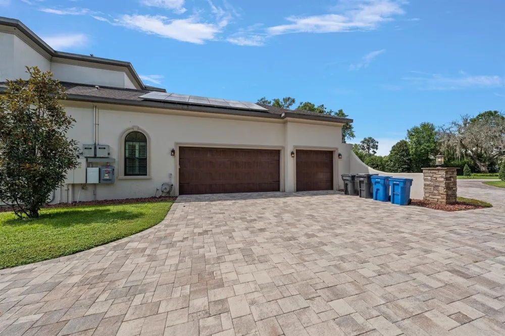 9412 EDDINGS ROAD Odessa, FL 33556