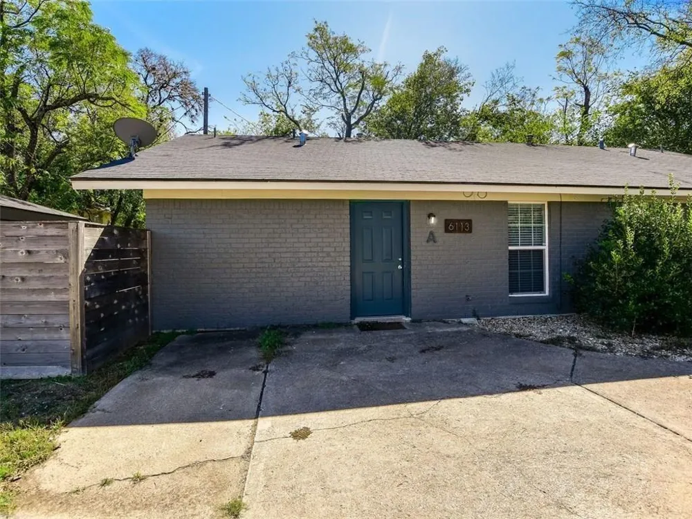 6113 Manor Road #A Austin, TX 78723
