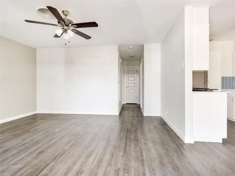 6113 Manor Road #A Austin, TX 78723