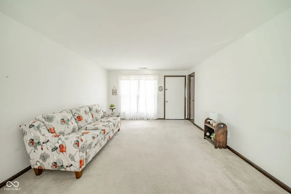 4212 Alhambra Drive Anderson, IN 46013