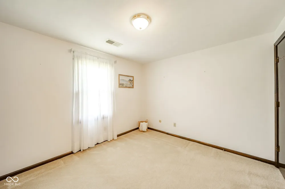 4212 Alhambra Drive Anderson, IN 46013