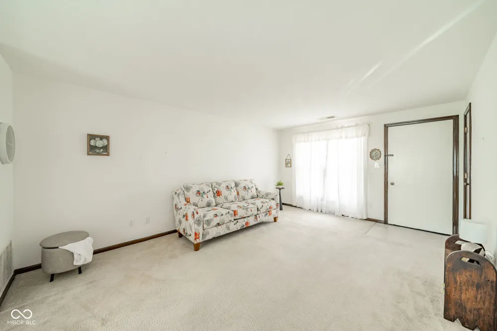 4212 Alhambra Drive Anderson, IN 46013