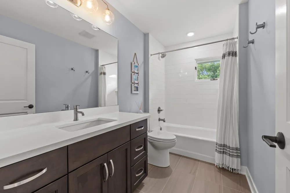 1161 Park Avenue Mahtomedi, MN 55115