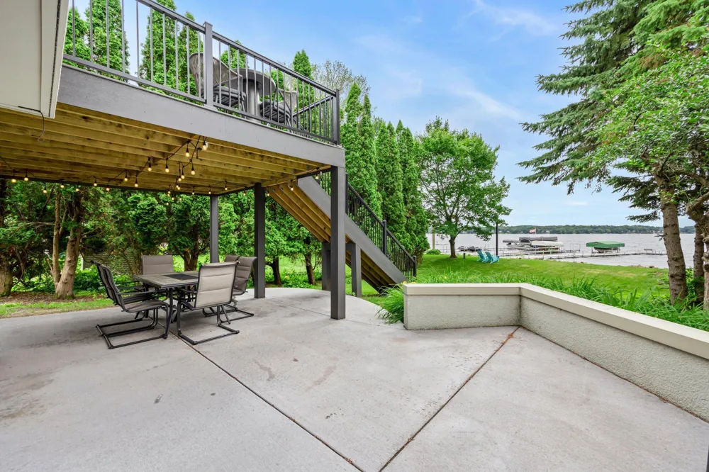 1161 Park Avenue Mahtomedi, MN 55115
