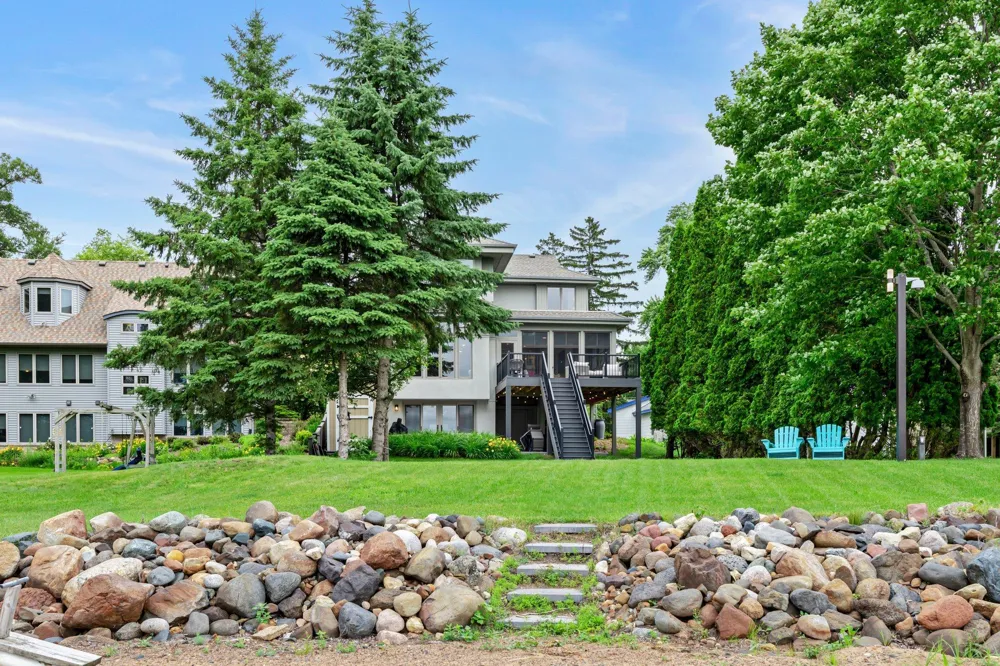 1161 Park Avenue Mahtomedi, MN 55115