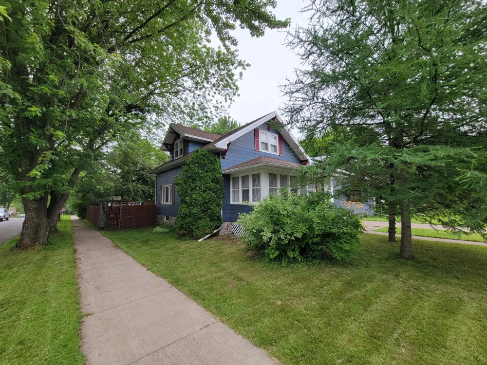 1301 Carlton Avenue Cloquet, MN 55720