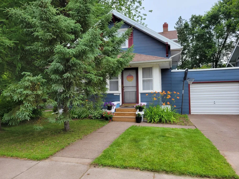1301 Carlton Avenue Cloquet, MN 55720