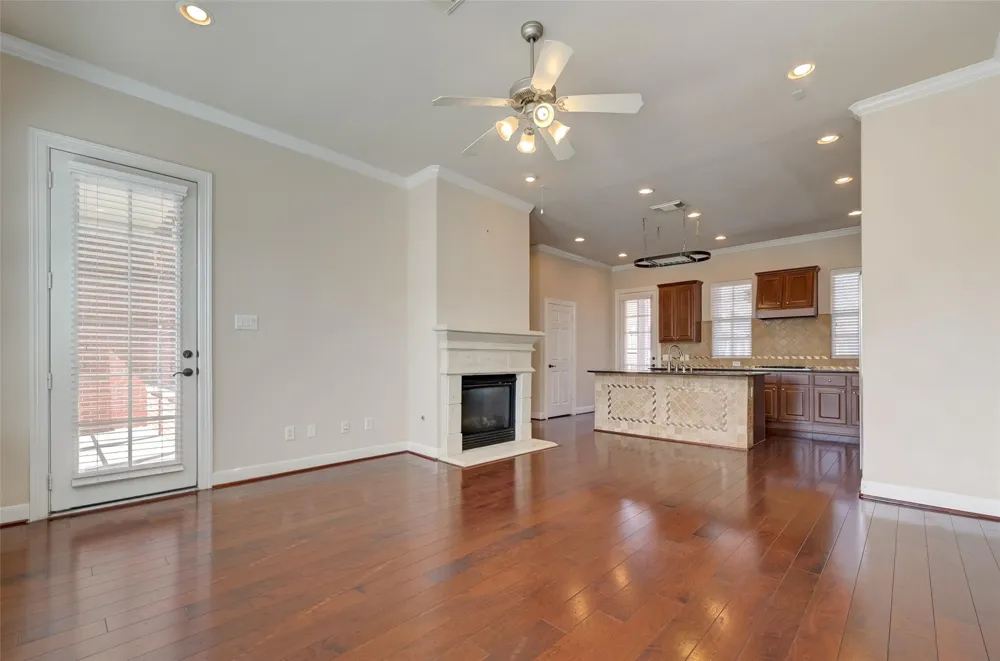 74 Shell Port Square The Woodlands, TX 77380