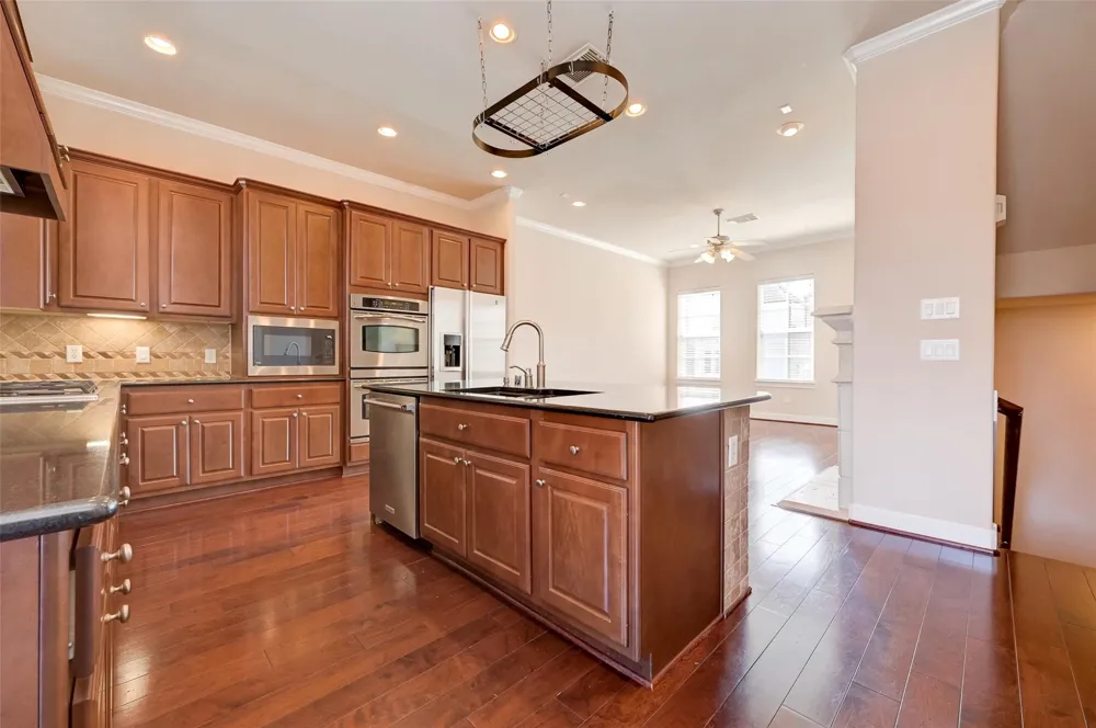 74 Shell Port Square The Woodlands, TX 77380