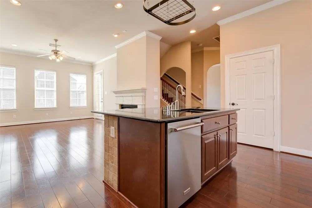 74 Shell Port Square The Woodlands, TX 77380