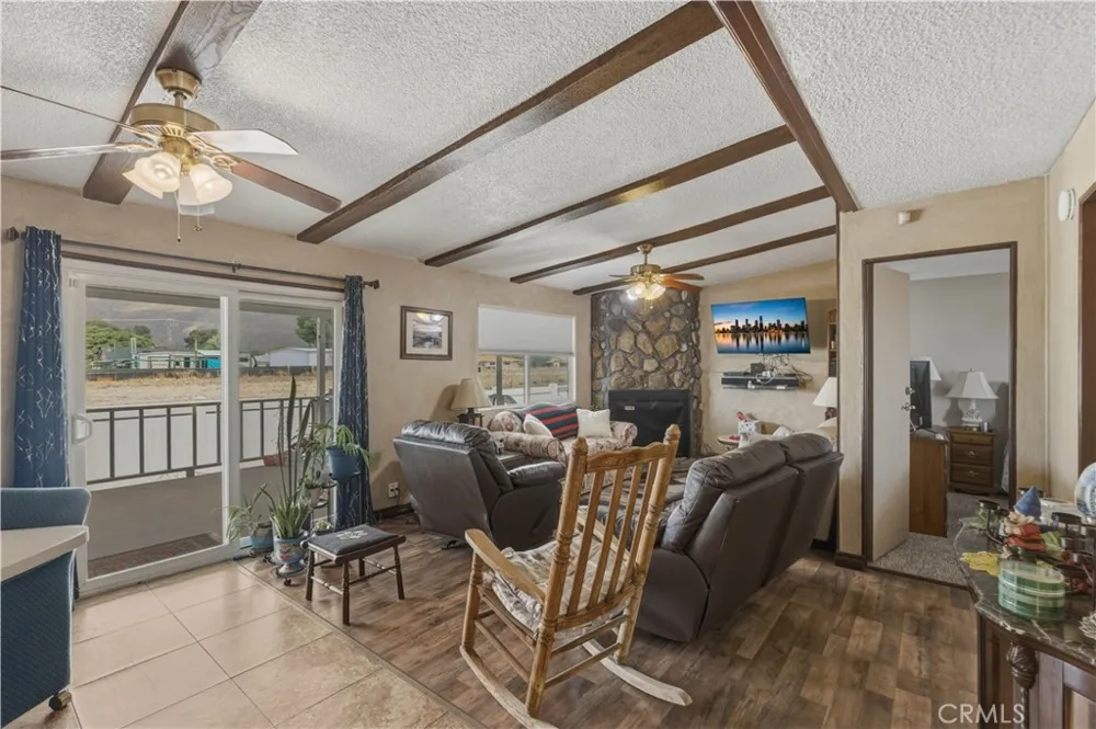 655 E Main #98 San Jacinto, CA 92583