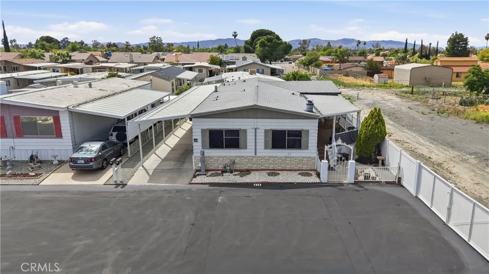 655 E Main #98 San Jacinto, CA 92583