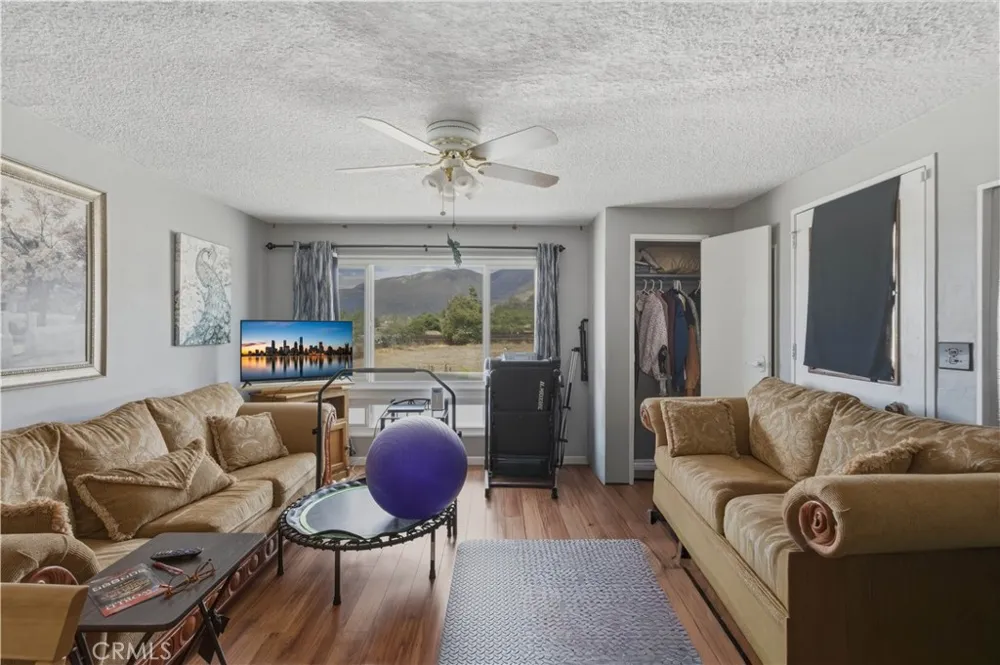 655 E Main #98 San Jacinto, CA 92583