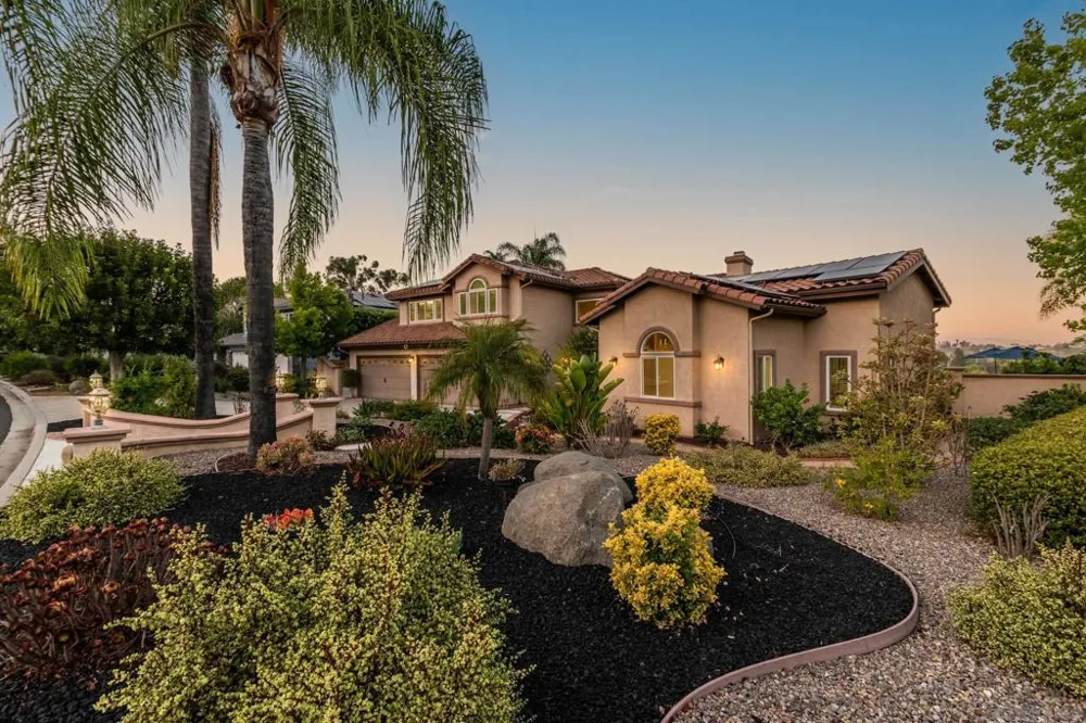 2340 Lomica Pl Escondido, CA 92029