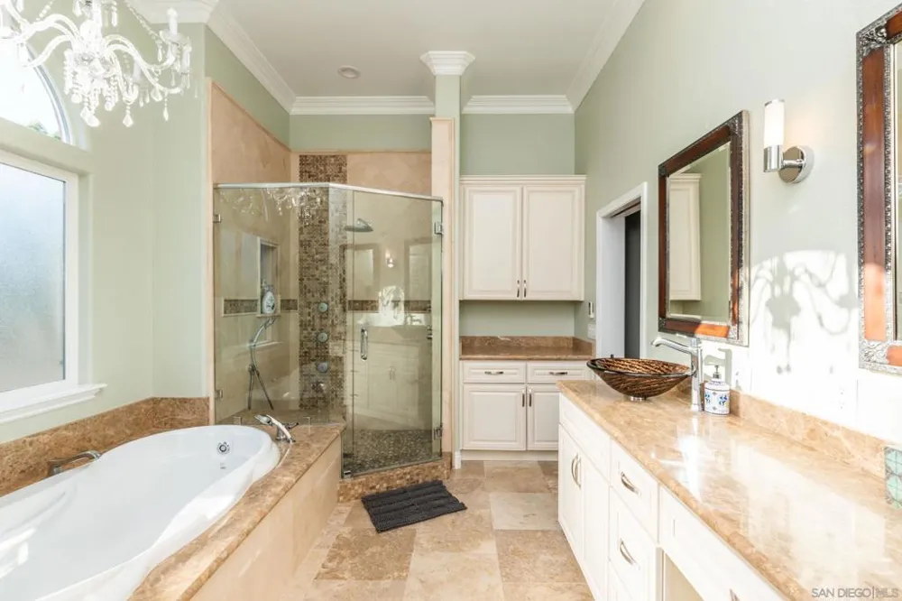 2340 Lomica Pl Escondido, CA 92029