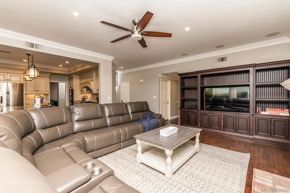 2340 Lomica Pl Escondido, CA 92029