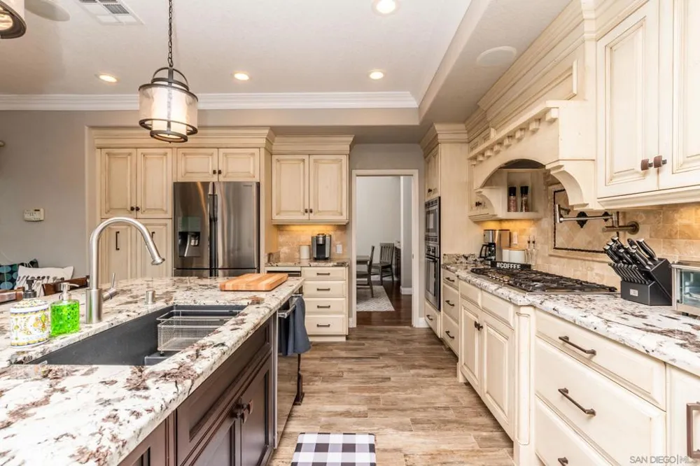 2340 Lomica Pl Escondido, CA 92029