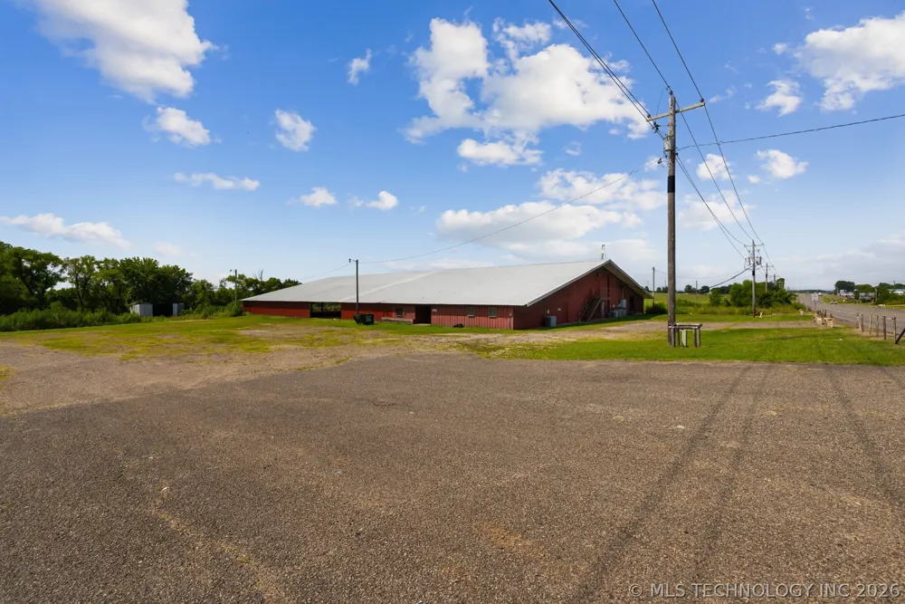 605 NE Lincoln Road Idabel, OK 74745