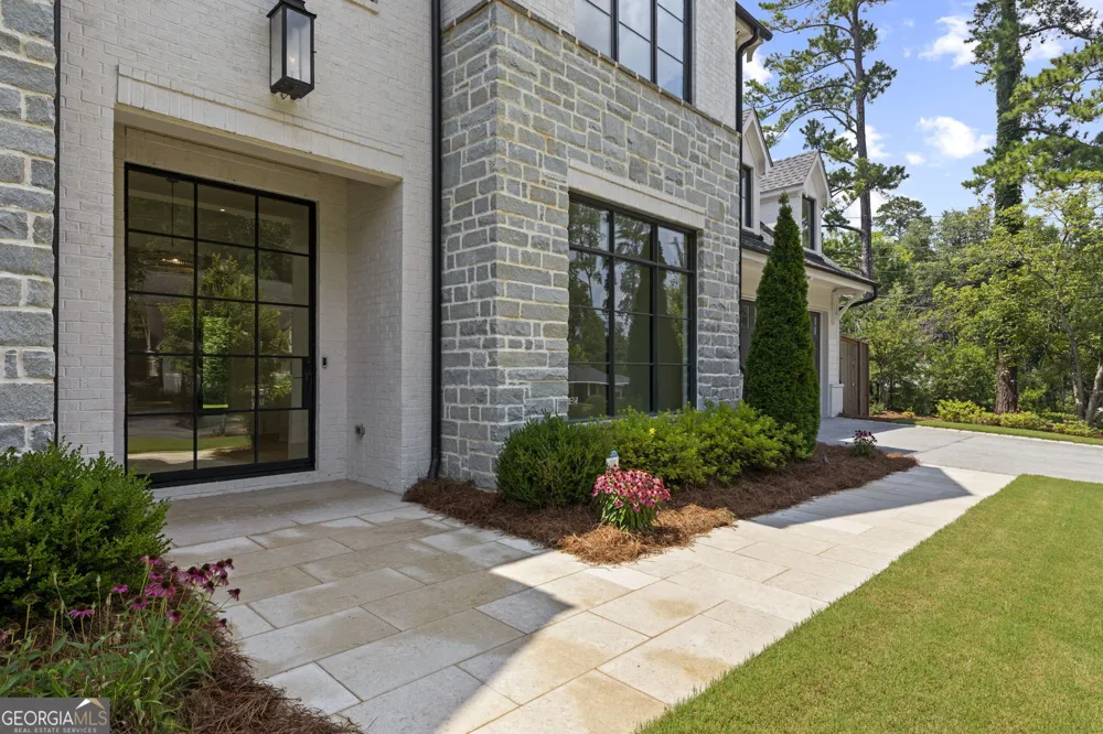 4550 Jolyn PL Sandy Springs, GA 30342
